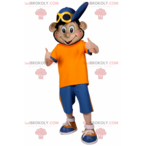 Mascotte garçon avec casquette bleu - Redbrokoly.com