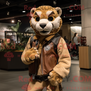 Beige Mountain Lion maskot...