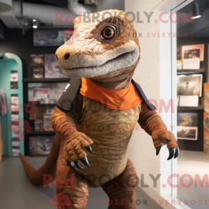 Rust Komodo Smok maskotka...