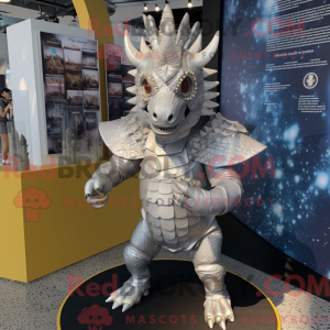 Zilveren Triceratops...