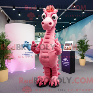 Pink Sea Horse maskot...