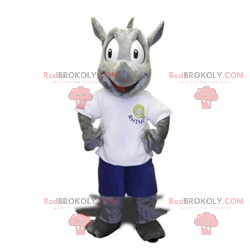Mascota de rinoceronte en pantalones cortos y camiseta -