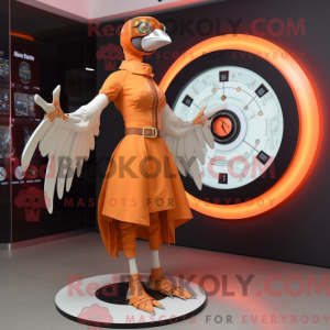 Figura de máscara laranja...