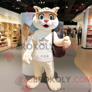 Creme Bobcat maskot kostume...