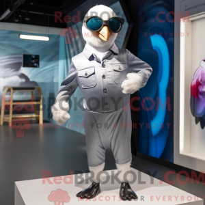Zilverduif mascottekostuum...