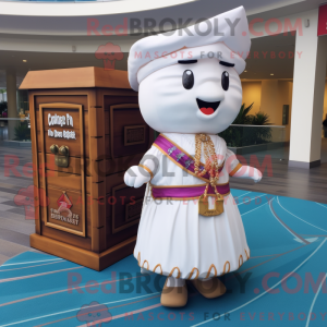 White Treasure Chest maskot...
