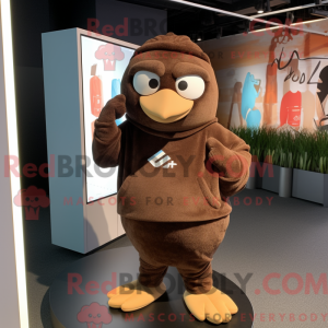 Máscara Brown Dove com...