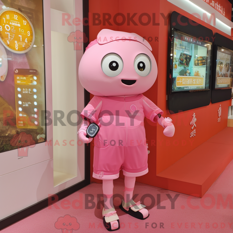 Fantasia de mascote de Dim Sum cor-de-rosa com bermuda e relógios inteligentes - Mascotes dim sum - RedBrokoly.com