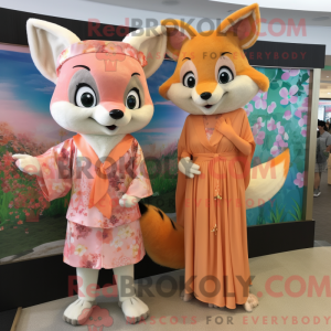 Peach Fox maskot kostume...