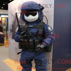 Postava maskota Navy Para...
