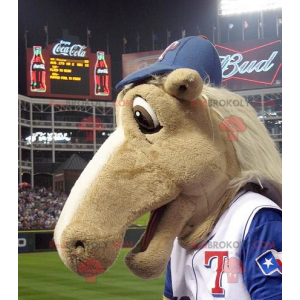 Beige horse mascot in sportswear - Redbrokoly.com