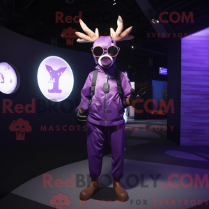 Postava maskota Purple Deer...