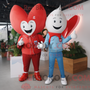 Postava maskota Red Arrow...