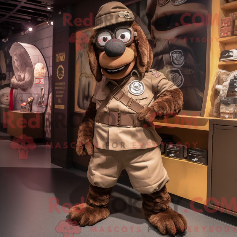 Fantasia de mascote Para Commando marrom com saia-calça e anéis - Mascotes do Para Commando - REBROKO_277335 - RedBrokoly.com