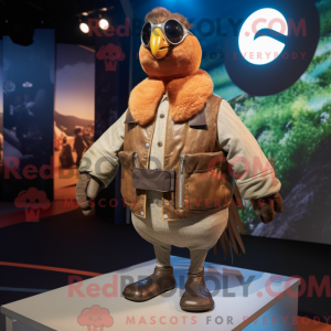 Brun Perlehøns maskot...