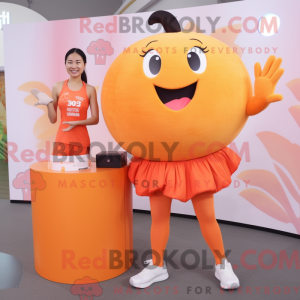 Postava maskota Peach...