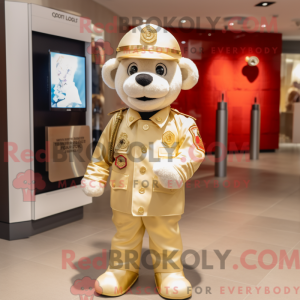 Gold Fire Fighter maskot...
