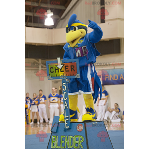 Mascotte d'oiseau bleu et jaune en tenue de sport -