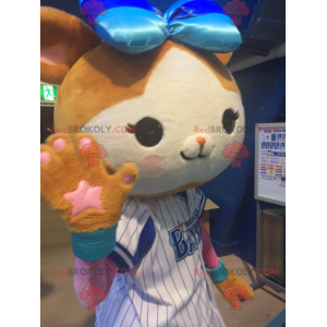 Mascot pequeño conejo marrón y blanco con cabeza grande -