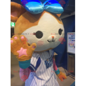 Mascotte de petit lapin marron et blanc avec une grosse tête -