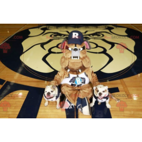 Mascotte bulldog marrone grigio e nero molto realistico -