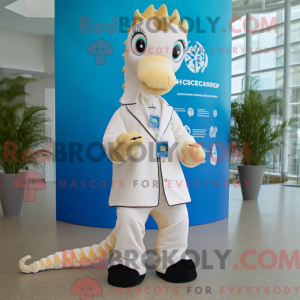 Cream Sea Horse maskot...