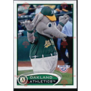 Gray elephant mouse mascot in green sportswear - Redbrokoly.com