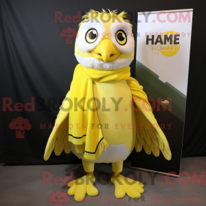 Figura de máscara de falcão...