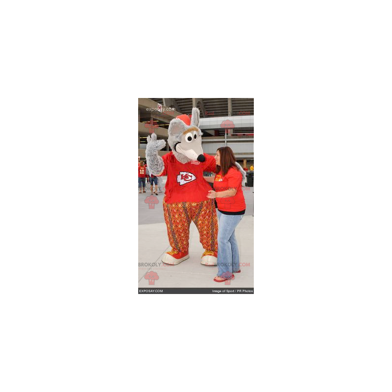 Gray rat mascot mouse in red outfit - Redbrokoly.com