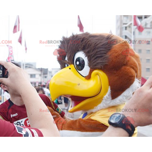 Mascotte de gros oiseau marron et blanc d'aigle sportif -