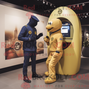 Gold Navy Seal maskot...
