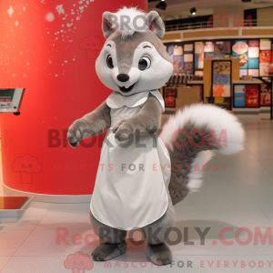 Silver Squirrel maskot...