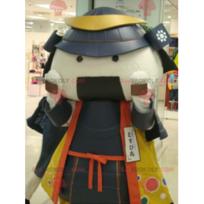 Samurai-Maskottchen in traditioneller Kleidung - Redbrokoly.com