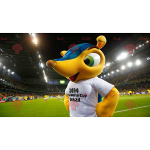 Mascotte de Fuleco célèbre tatou de la coupe du monde 2014 -