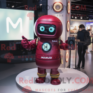 Maroon Camera maskot...