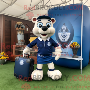 Postava maskota Navy Soccer...