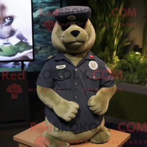 Olive Navy Seal maskot...