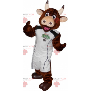 Mascotte de vache marron avec une tenue de basketteur -