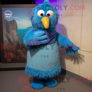 A figura azul da máscara de...