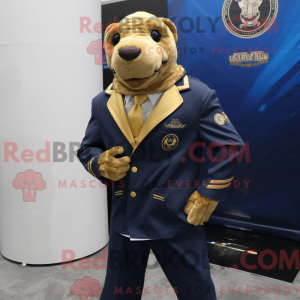 Gold Navy Seal maskot...