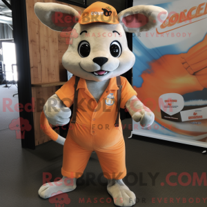 Orange Chinchilla maskot...