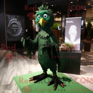 Forest Green Harpy mascotte...