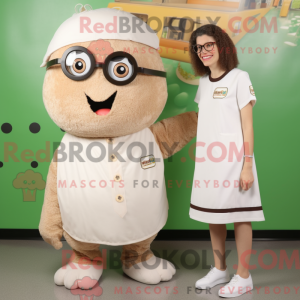 Beige Falafel maskot...