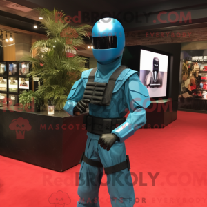 Figura de máscara Cyan Gi...