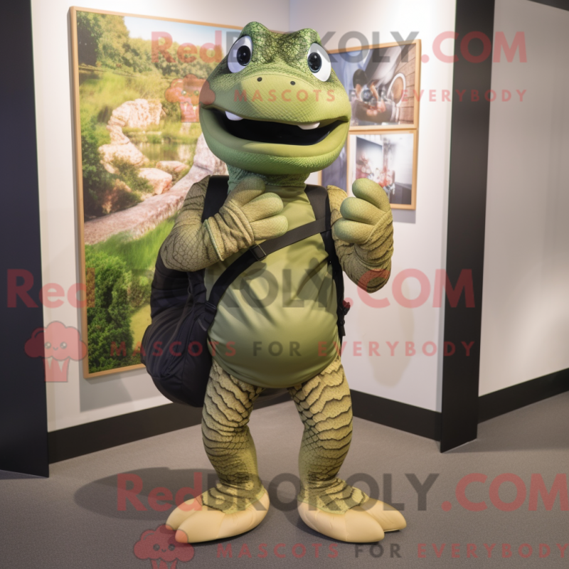 Olive Python maskot kostym karaktär klädd med en Capri Pants och Messenger väsker - Python Mascots - RedBrokoly.com