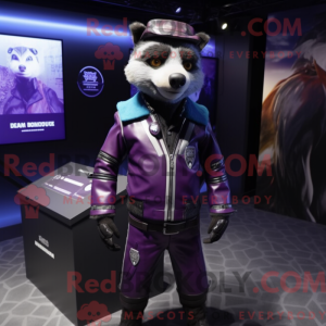 Purple Badger maskot...
