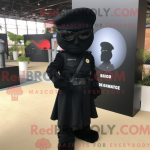 Sort Para Commando maskot...