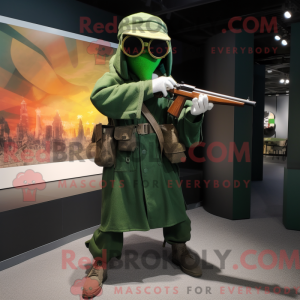 Grøn Sniper maskot kostume...