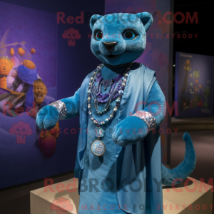 A figura azul da máscara de...