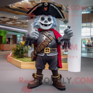 A grande máscara de pirata...